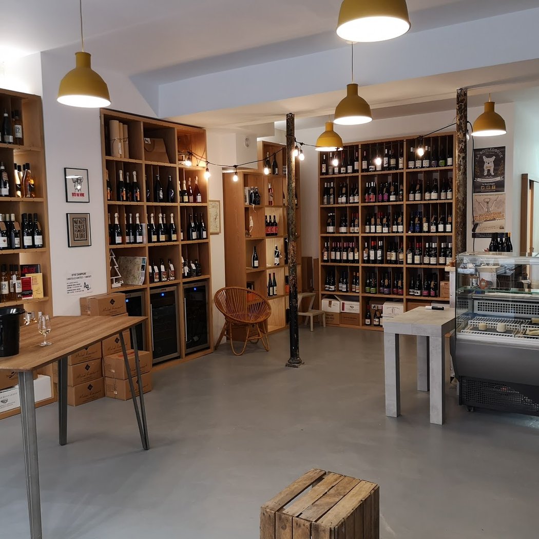Aux Libres Buveurs - cave à vins 3